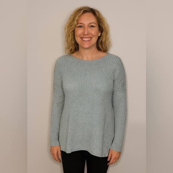 Hollister Sweater Size Small - Picture 1 of 9